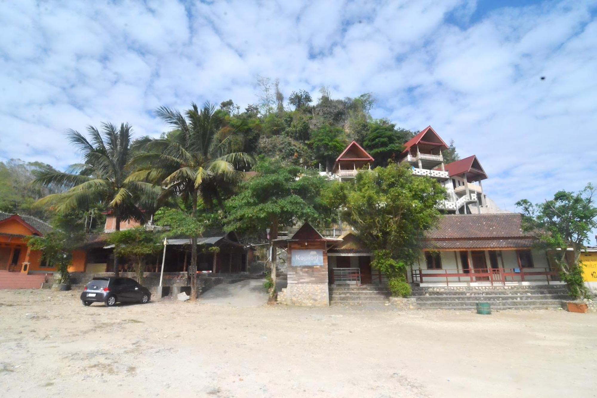 Villa Kopiori Jogjakarta Buitenkant foto