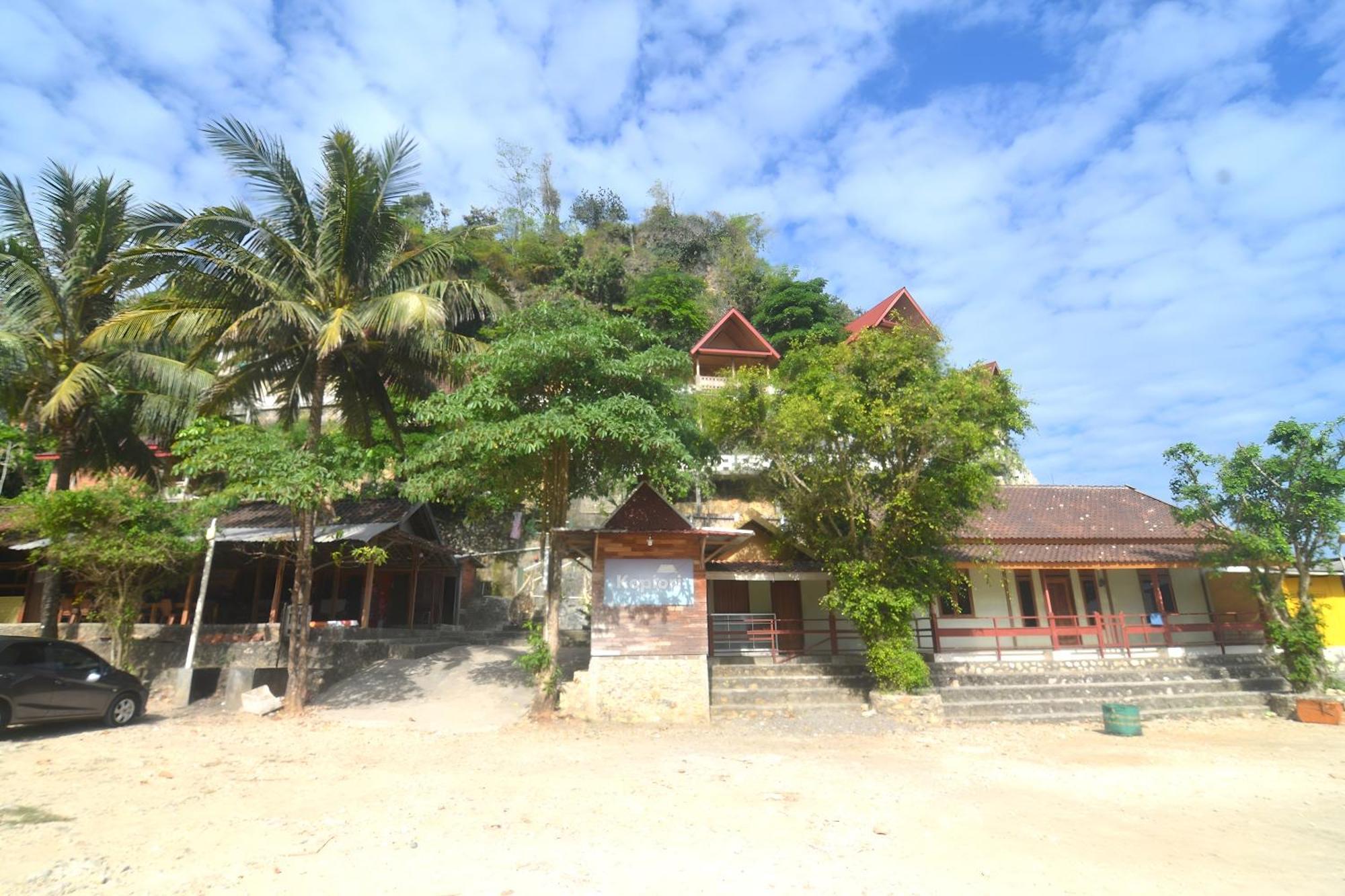 Villa Kopiori Jogjakarta Buitenkant foto